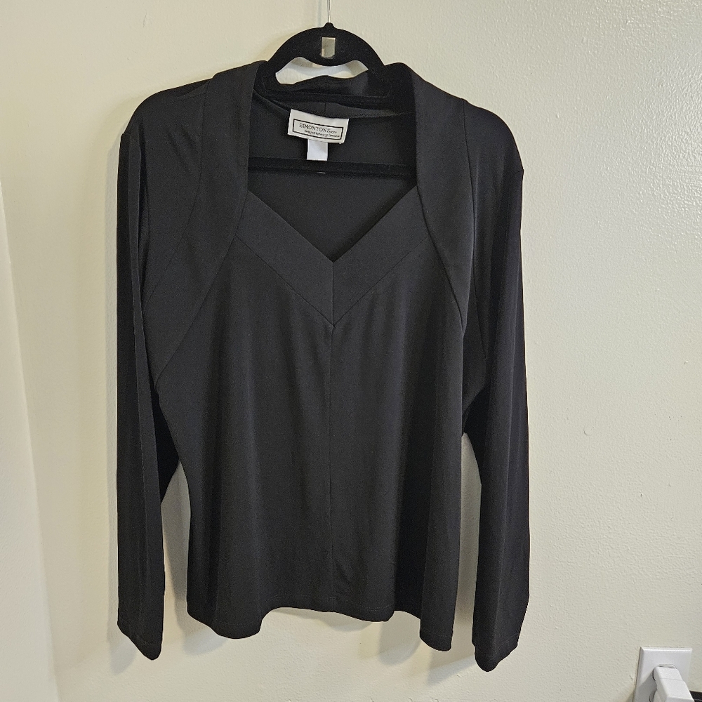 Simonton says by George Simonton Black V Neck Blouse Women's Size XL